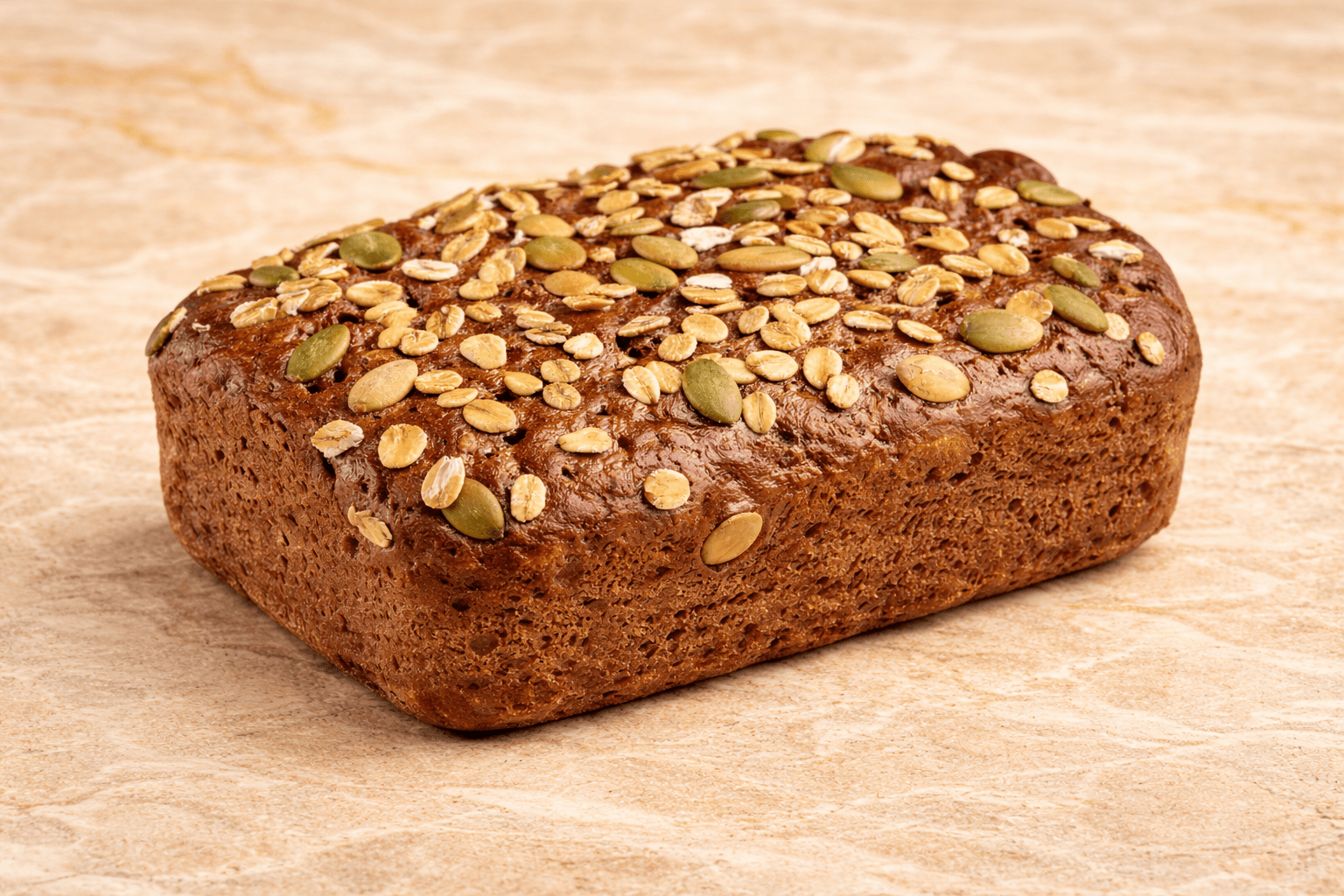 Gluten free dark bread with pumpkin and lentils